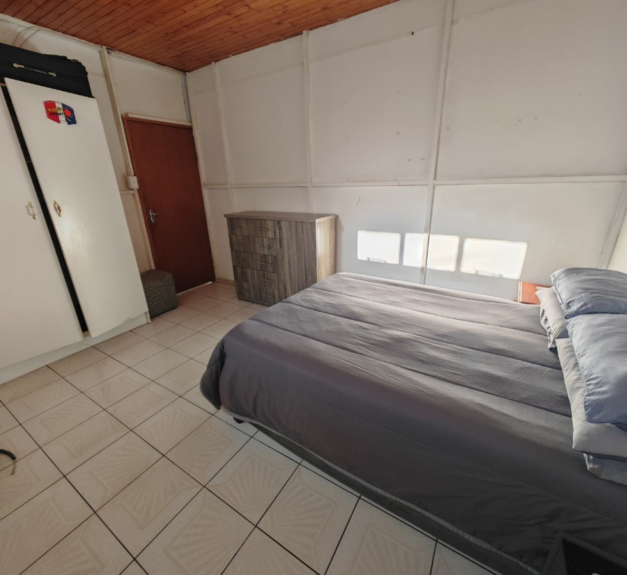 6 Bedroom Property for Sale in Heuwelsig Free State
